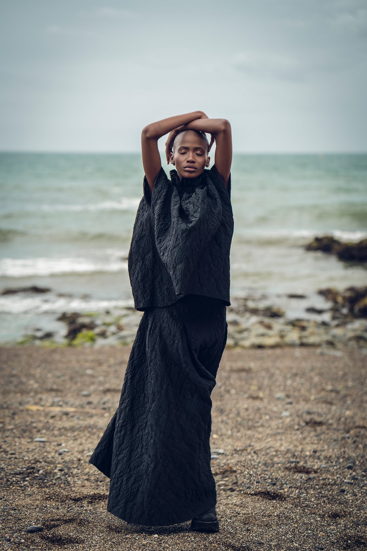 halston black dress Jacquard Skirt – Roisin Linnane Color:Black 1F44900 Great Outfits in Fashion common_color:black The heavy satin fabrication
