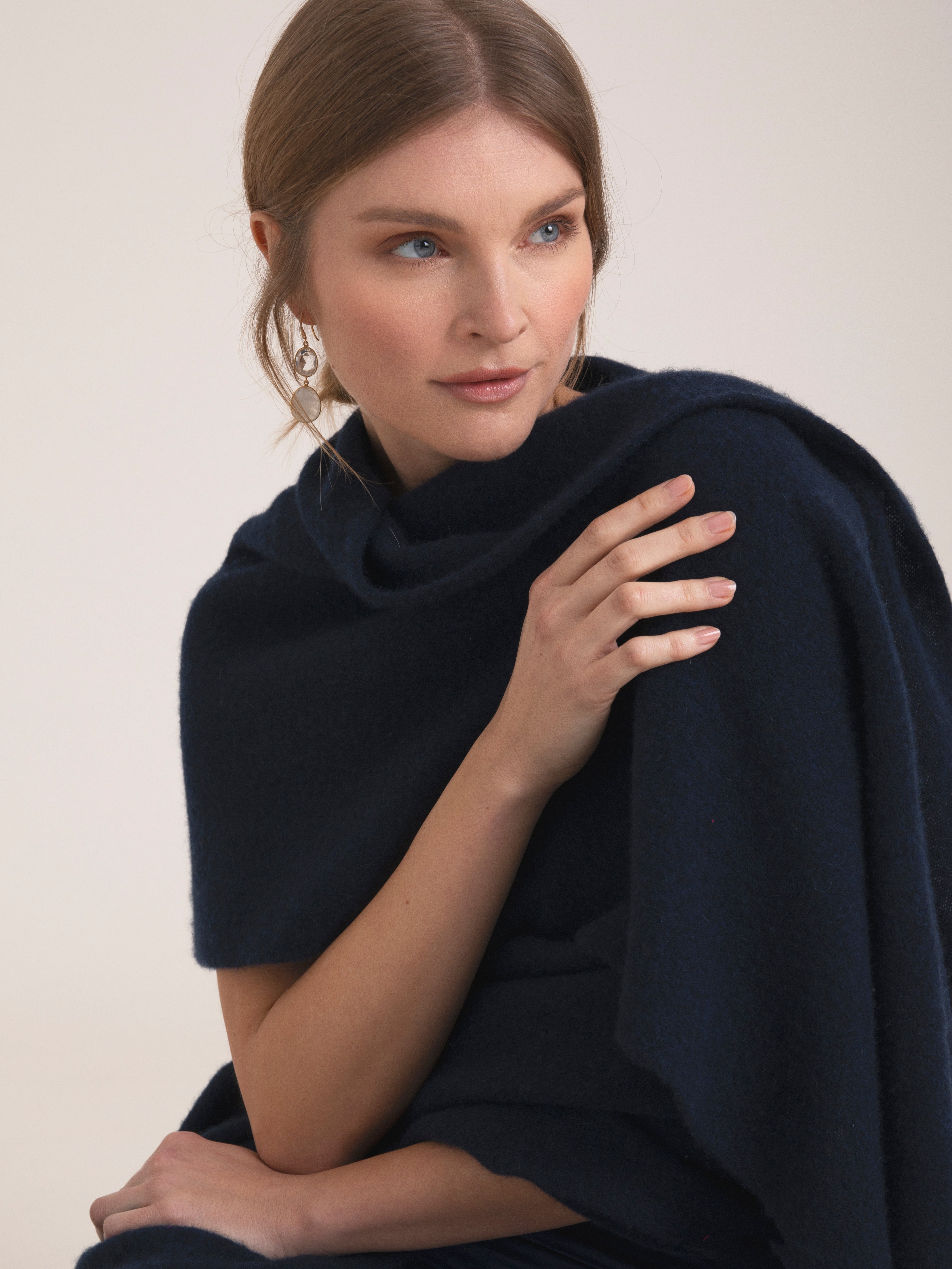 Cashmere Wraps and Scarfs